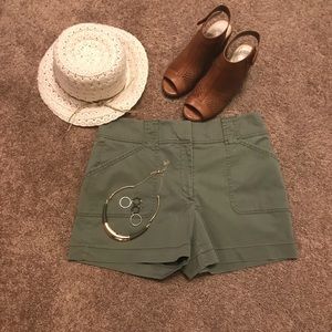 White House black market khaki cargo shorts